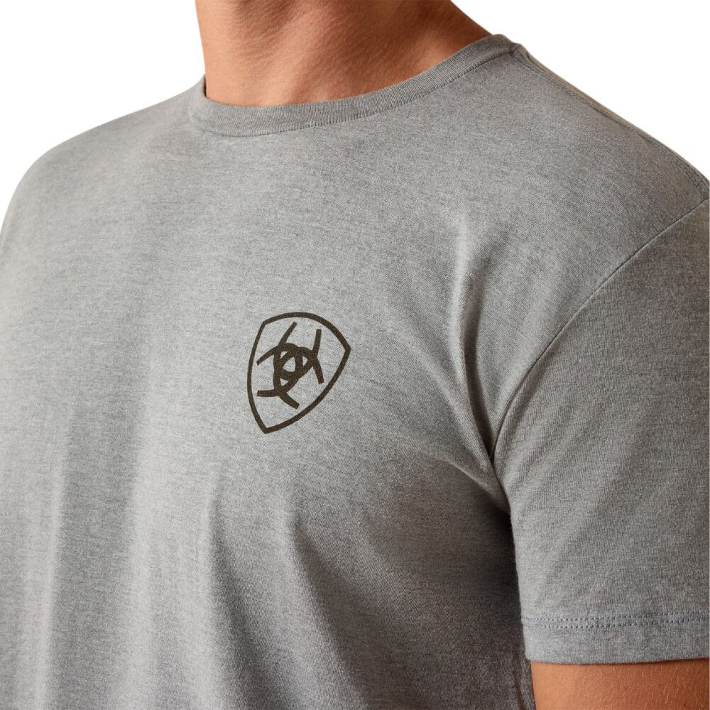Ariat Mens Banner Badge Graphic T-Shirt Ice Berg Grey - 10073955 - Image 4