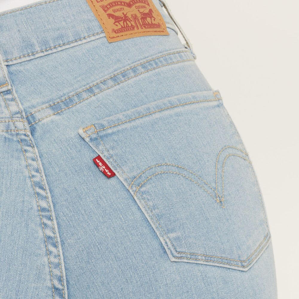 Levi's Womens Classic Bootcut Denim Jeans Light Wash - 392520062 - Image 4