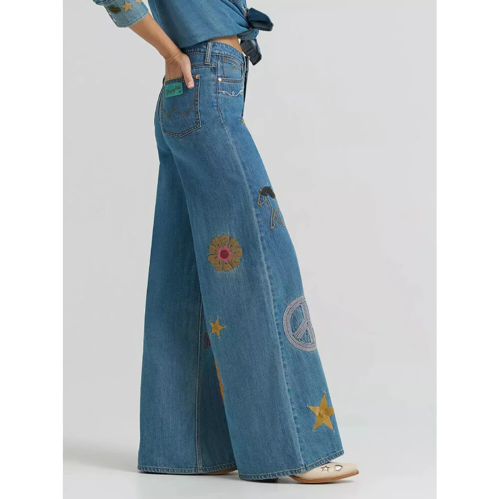 Wrangler x Lainey Wilson Womens Embroidered Cheeky Wide Leg Jeans Mid Wash - 112375654 - Image 5